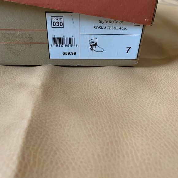 SO Black Fringe Flat Booties - Picture 7 of 8